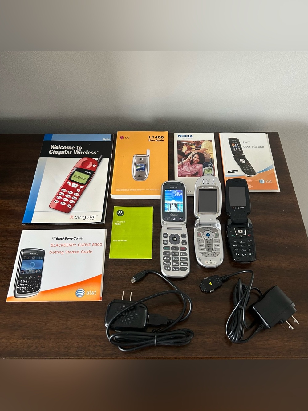 THREE Vintage Y2K 2000s Flip Phones with Chargers + Cell Phone Manuals Bundle